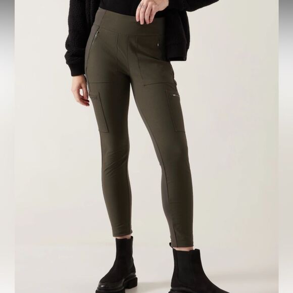 Athleta Green Highlands Hybrid Cargo Tight Legging - Picture 1 of 10